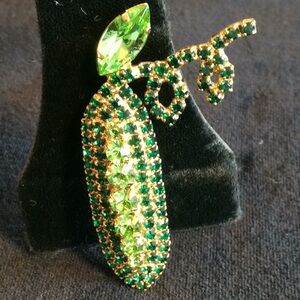 Austrian Crystal Peas in a Pod Brooch